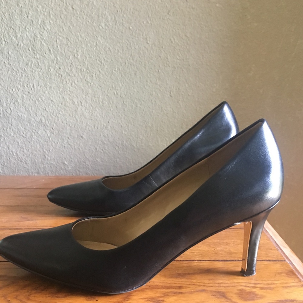 Naturalizer Natalie Black Lea Pumps